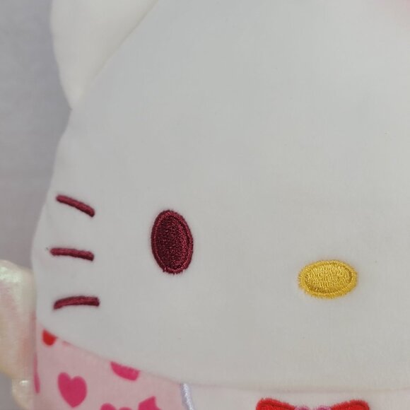 Squishmallows Hello Kitty Angel Valentine's 2025 Pink Red Hearts Plush Toy 8 in - Picture 6 of 15